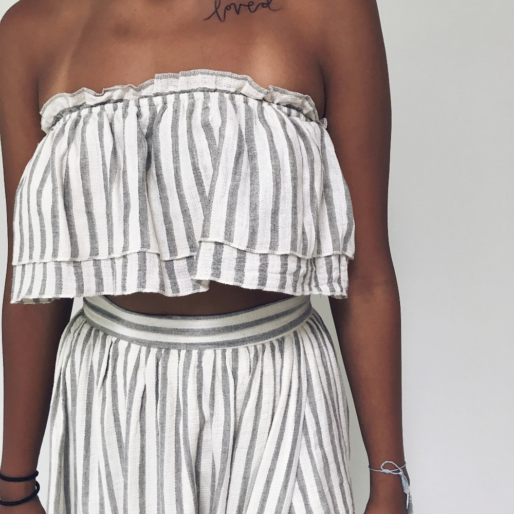 🆕 Kendall - Grey + Ivory Striped Set - Picture 2 of 7